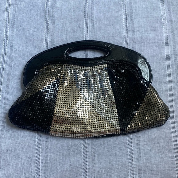 Express Y2K metal mesh hand bag. - Picture 1 of 13